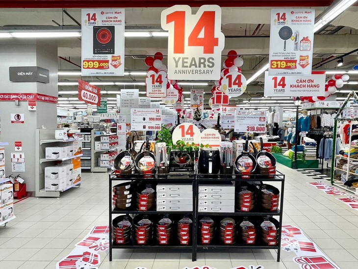 Khuyến mại ‘siêu sốc’ tại LOTTE Mart nhân dịp sinh nhật thứ 14 - Ảnh 3. Khuyến mại ‘siêu sốc’ tại LOTTE Mart nhân dịp sinh nhật thứ 14 - Ảnh 3.