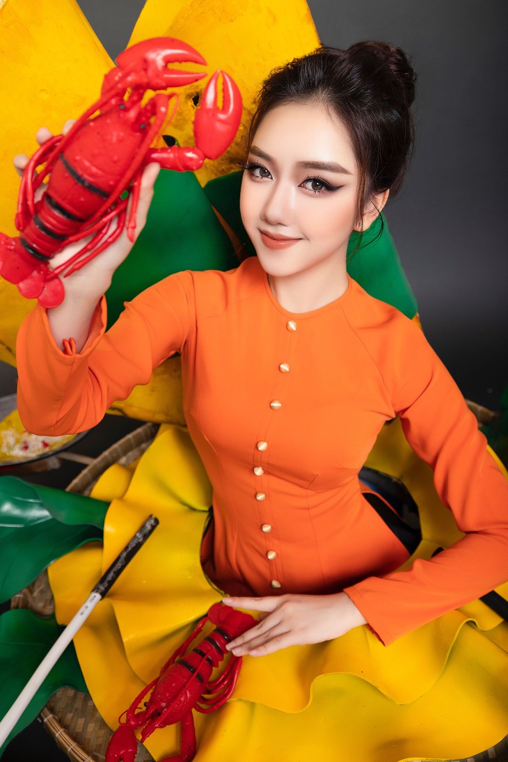 Cô Ba bánh xèo đến Mỹ thi Miss Teen Universe 2022 - Ảnh 1.