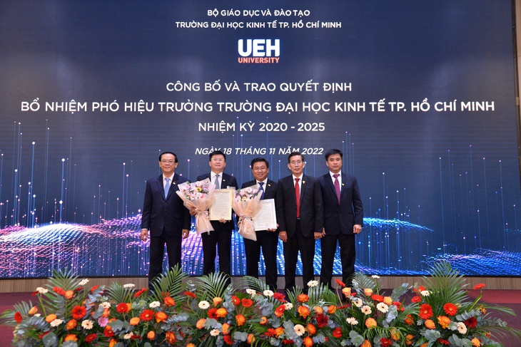 Trường đại học Kinh tế TP.HCM có thêm hai phó hiệu trưởng - Ảnh 1.