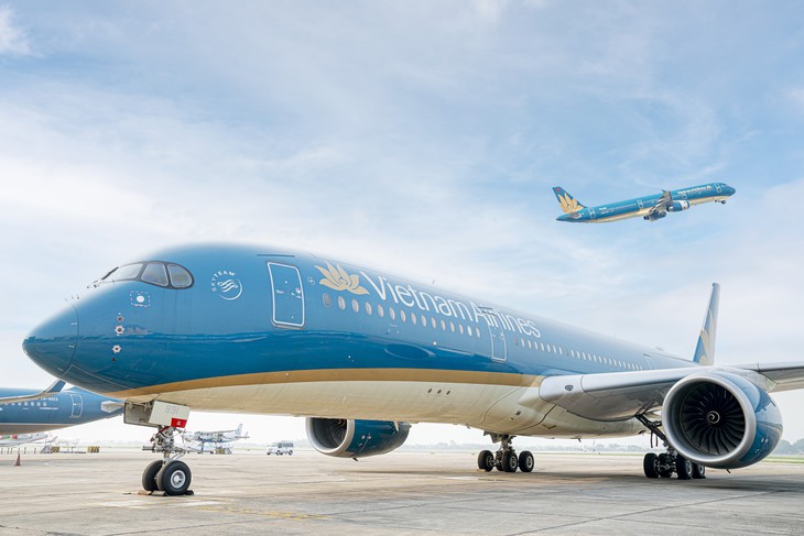 Vietnam Airlines vào top 10 thương hiệu tốt nhất Việt Nam năm 2022 - Ảnh 1.