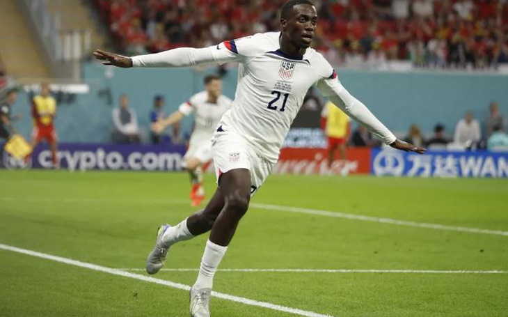 Timothy Weah - con trai tổng thống Liberia - ghi bàn cho đội tuyển Mỹ