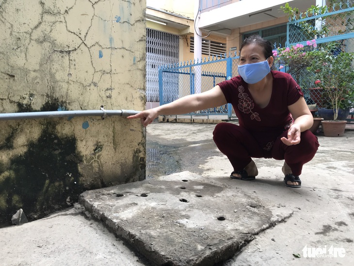 Mất ăn mất ngủ vì nước cống thối chực chờ tràn ngập khắp nhà - Ảnh 3. Mất ăn mất ngủ vì nước cống thối chực chờ tràn ngập khắp nhà - Ảnh 3.