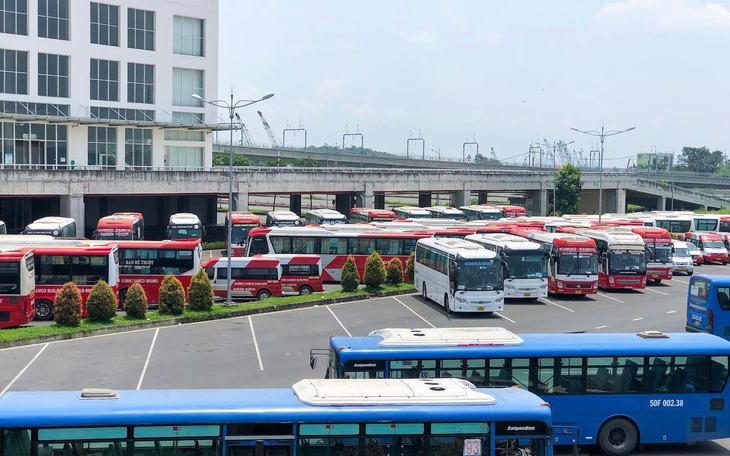 TP.HCM quyết liệt tìm giải pháp quản xe khách, khai thác hiệu quả bến xe Miền Đông mới