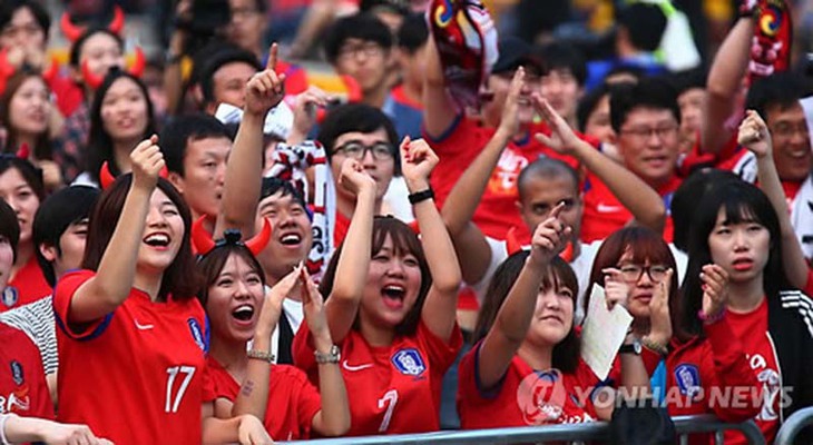 World Cup ở khắp nơi: Hàn Quốc sôi động thị trường gà rán - Ảnh 1. World Cup ở khắp nơi: Hàn Quốc sôi động thị trường gà rán - Ảnh 1.