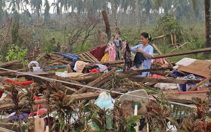 Chiến đấu với thủy thần - sống chung hay đọ sức? - Kỳ 3: Rừng ngập mặn đương đầu bão tố và sóng thần