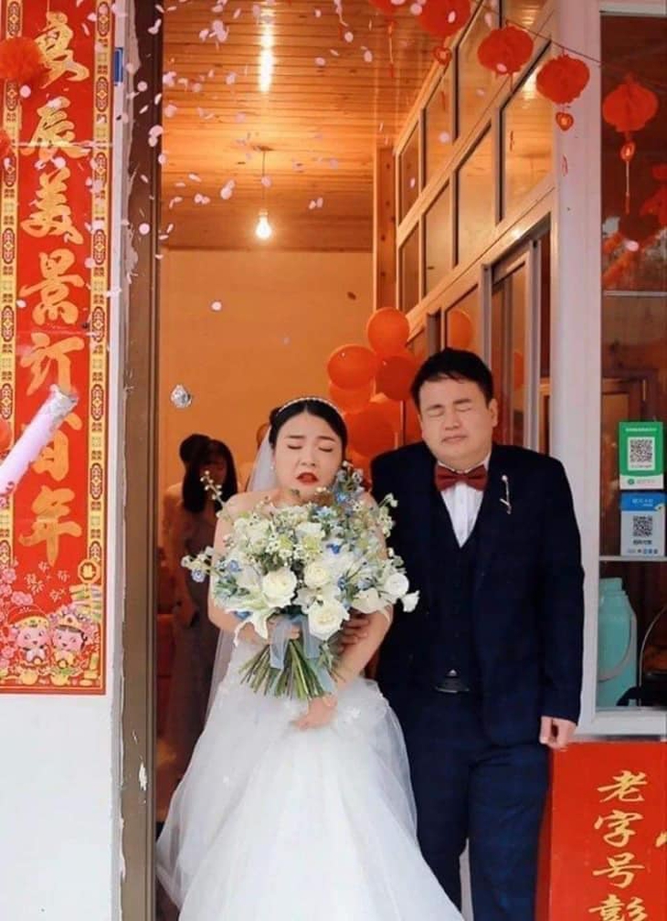 Khi thợ chụp ảnh cưới là người yêu cũ của cô dâu - Ảnh 7. Khi thợ chụp ảnh cưới là người yêu cũ của cô dâu - Ảnh 7.