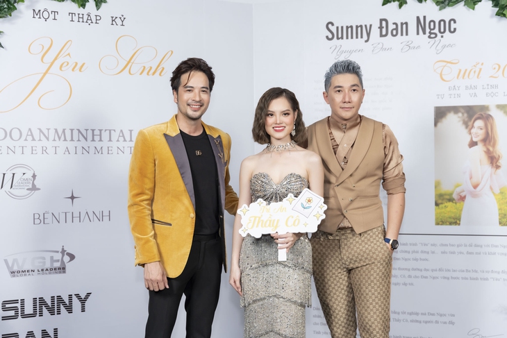 Sunny Đan Ngọc là ai mà sáng tác, đàn hát tiếng Anh dữ dằn vậy? - Ảnh 5.