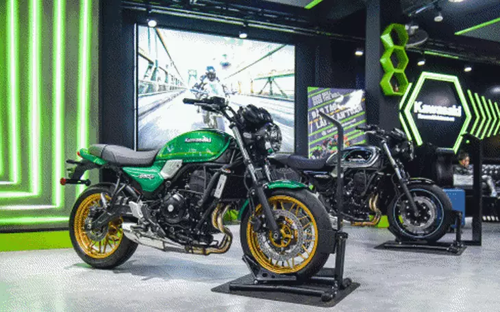 Kawasaki Z1100 SE ra mắt Việt Nam: Có trang bị như ô tô, giá ngang Hyundai Grand i10 - Ảnh 12.
