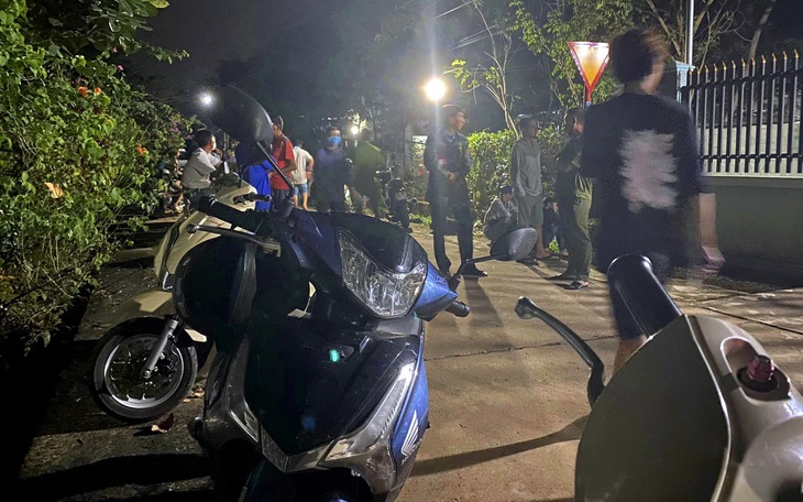 Cuồng ghen, người đàn ông cắt cổ ‘người tình’ của vợ cũ