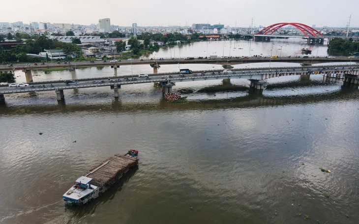 TP.HCM nghiên cứu nâng tĩnh không cầu Bình Triệu 1