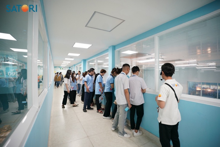 Một ngày đi học tại nhà máy của sinh viên - Ảnh 3. Một ngày đi học tại nhà máy của sinh viên - Ảnh 3.