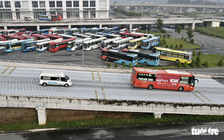 TP.HCM tổng kiểm tra, xử lý bến cóc xe dù