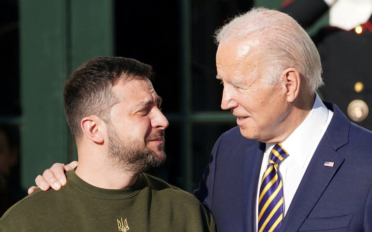 Tin tức thế giới 22-12: Ông Zelensky trao huy chương cho ông Biden; Mỹ có đại sứ mới ở Nga