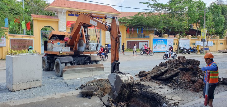 Cần Thơ yêu cầu ngưng đào đường dịp Tết Dương lịch và Tết Nguyên đán - Ảnh 1.