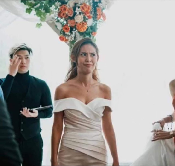 Cô gái luyện cười để có ảnh cưới đẹp để đời - Ảnh 7. Cô gái luyện cười để có ảnh cưới đẹp để đời - Ảnh 7.