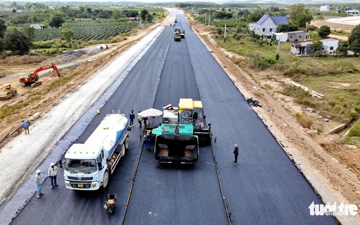 Bộ Giao thông vận tải báo cáo Thủ tướng về các chỉ định thầu ở cao tốc Bắc - Nam