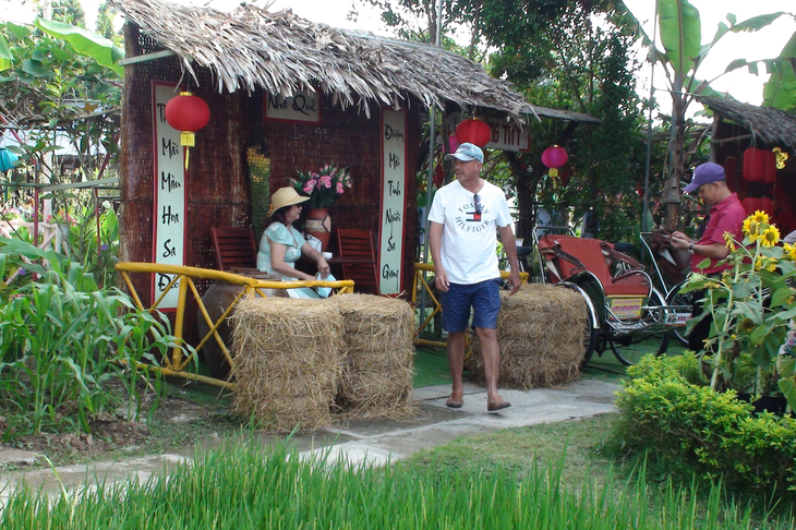 Tết dương lịch 2023: TP.HCM, Nha Trang, Hà Nội... bùng nổ các hoạt động đón năm mới - Ảnh 14.