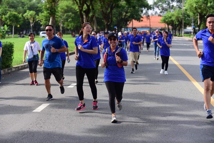 Tập luyện thể thao không đúng cách, mất mạng như chơi - Ảnh 1.