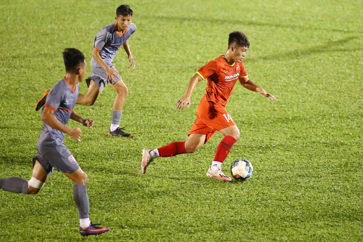 U23 Thái Lan và Singapore mạnh cỡ nào? - Ảnh 3.