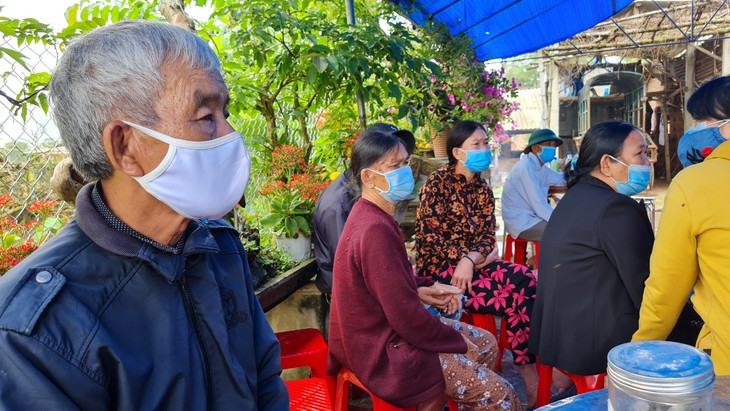 Nam sinh viên Nguyễn Văn N. về nhà, đám tang đẫm nước mắt - Ảnh 9.