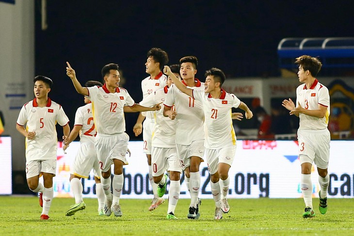 Đánh bại U23 Singapore 7-0, U23 Việt Nam thắng đậm nhất từ đầu giải - Ảnh 1.