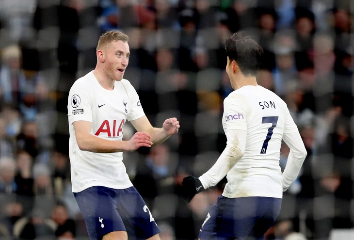 Kane rực sáng, Tottenham thắng nghẹt thở Man City ở phút bù giờ - Ảnh 1.