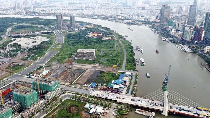 Họa sĩ Siu Quý: ‘Nhiều phương án làm đẹp thành phố hơn là đặt công trình biểu tượng - Ảnh 3.