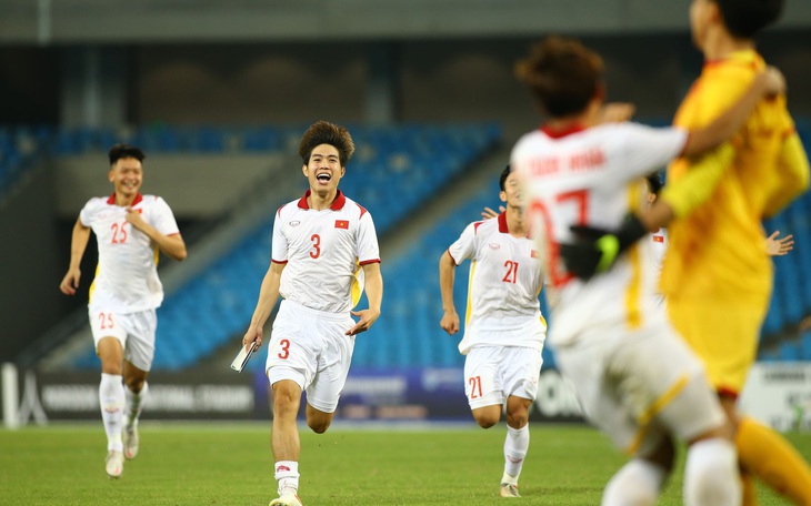 U23 Việt Nam đánh bại Timor Leste trong trận đấu mà thủ môn phải vào sân đá tiền đạo