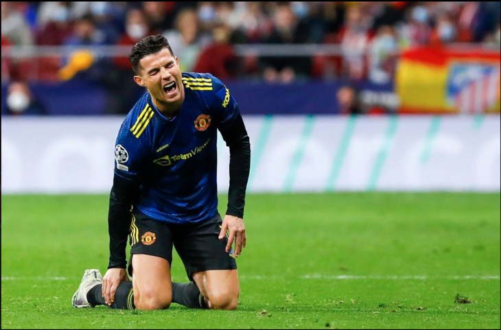 Vì sao Cristiano Ronaldo nổi cáu với trọng tài? - Ảnh 2. Vì sao Cristiano Ronaldo nổi cáu với trọng tài? - Ảnh 2.