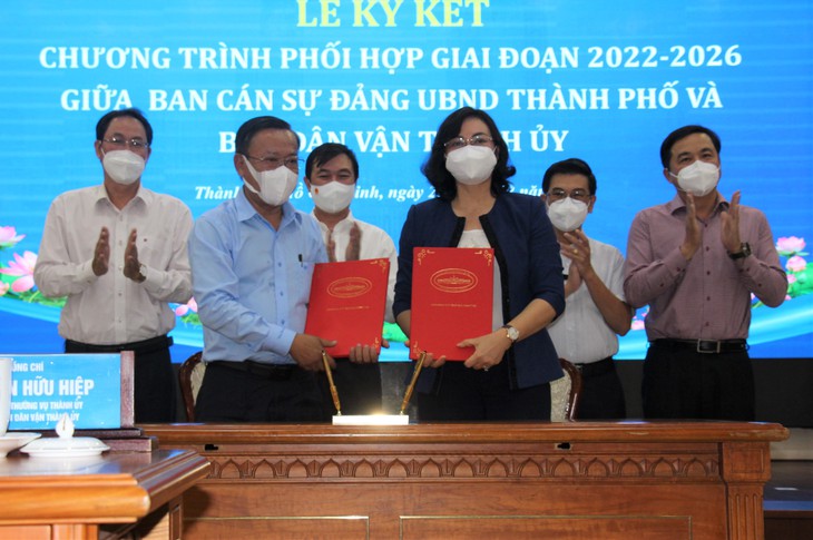 TP.HCM: Xây dựng hình ảnh chính quyền TP hiện đại, thân thiện - Ảnh 1.