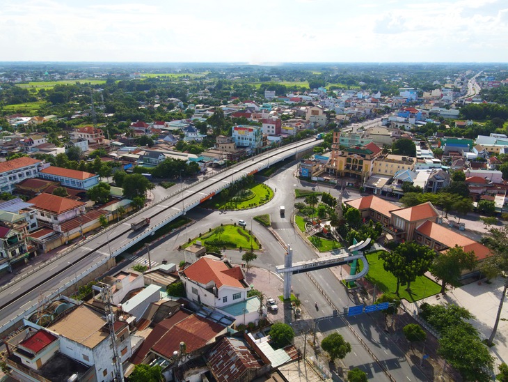 Đưa Củ Chi lên thẳng thành phố - Ảnh 1.