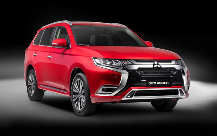 Mitsubishi Outlander 2022 ra mắt tại Việt Nam, giá không đổi, cạnh tranh Honda CR-V