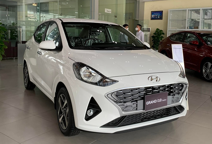 Hyundai Grand i10 giảm giá kỷ lục 50 triệu đồng tại đại lý, thấp nhất chỉ còn 330 triệu đồng - Ảnh 1.