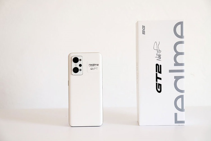 Hành trình phi thường ẩn sau thiết kế realme GT 2 Pro - Ảnh 1. Hành trình phi thường ẩn sau thiết kế realme GT 2 Pro - Ảnh 1.