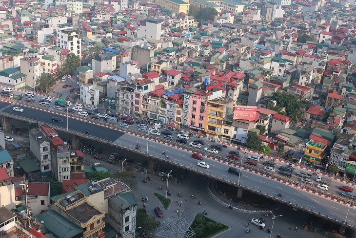 Đi lùi trên đường dẫn lên cao tốc bị phạt như thế nào? - Ảnh 3.