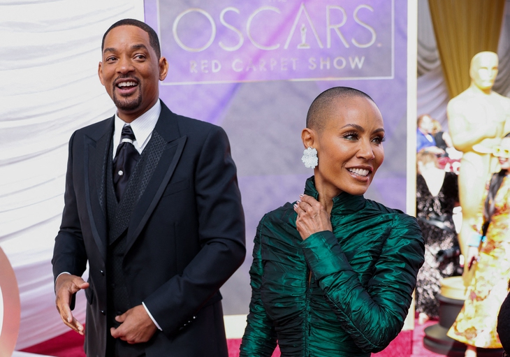 Hollywood ‘dậy sóng’, viện hàn lâm họp nóng vì Will Smith tát Chris Rock - Ảnh 1.