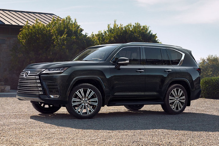 SUV hạng sang Lexus LX 600 2022 thông quan tại Việt Nam - Ảnh 2.