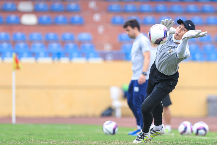 Chưa đá V-League 2022: Điều gì sẽ đến với CLB Hà Nội? - Ảnh 1.