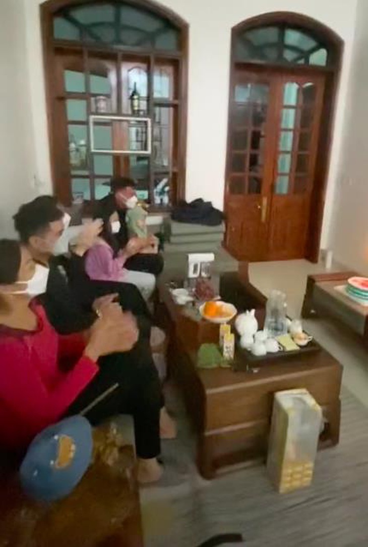 Cả nhà F0, bé trai F1 được tổ chức sinh nhật đặc biệt - Ảnh 3. Cả nhà F0, bé trai F1 được tổ chức sinh nhật đặc biệt - Ảnh 3.