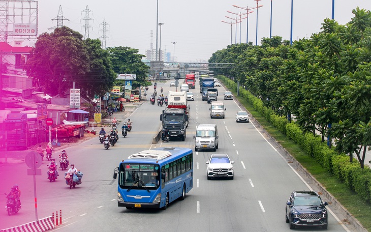 Đường phố TP.HCM, Đồng Nai thông thoáng trong ngày lễ giỗ Tổ