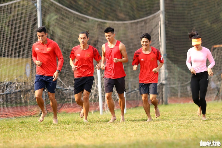 Nữ hoàng bứt tốc cho SEA Games 31 - Ảnh 10.