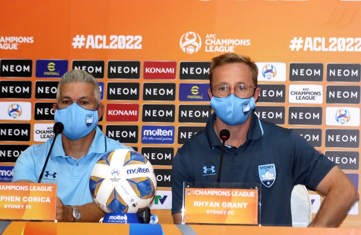 HLV Sydney FC: Chúng tôi sẽ chú ý nhiều đến Công Phượng và Văn Toàn - Ảnh 2. HLV Sydney FC: Chúng tôi sẽ chú ý nhiều đến Công Phượng và Văn Toàn - Ảnh 2.