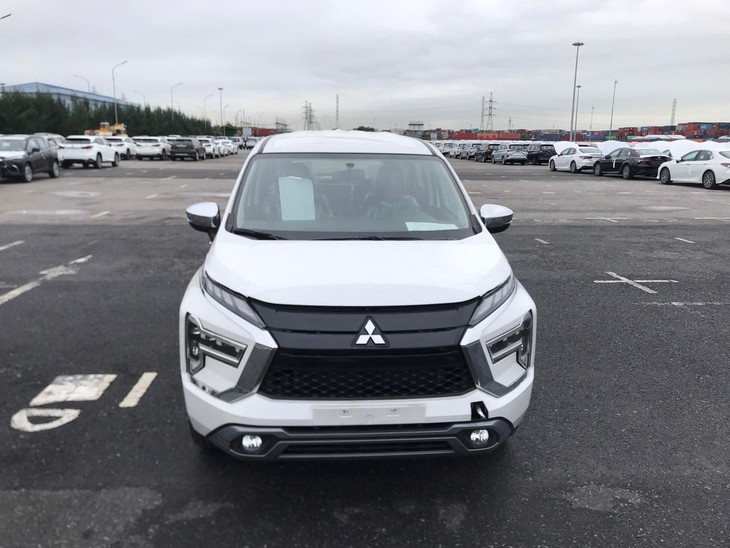 Mitsubishi Xpander 2022 lộ diện tại Việt Nam: Nhiều trang bị hơn, đe dọa Toyota Veloz Cross - Ảnh 2.