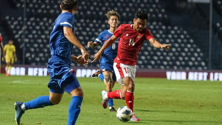 HLV Shin Tae Yong đến trụ sở CLB Ansan Greeners để năn nỉ cho Asnawi đá SEA Games 31 - Ảnh 1.