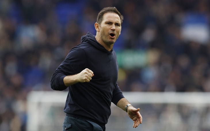 HLV Lampard hạ đội bóng cũ Chelsea, giúp Everton sống lại hy vọng trụ hạng