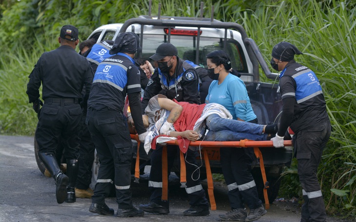 Bạo loạn rùng rợn trong tù ở Ecuador: 43 người chết, hơn 100 tù nhân trốn trại