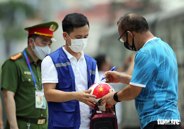 Ưu tiên do thám đối thủ, ông Park đổi lịch tập của U23 Việt Nam - Ảnh 11.