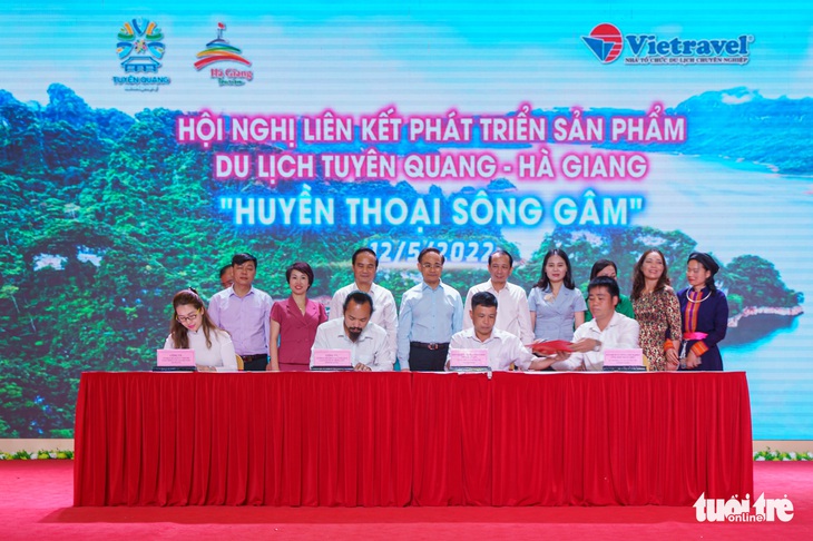 Du khách phương Nam đến Hà Giang, Tuyên Quang tăng mạnh - Ảnh 3.