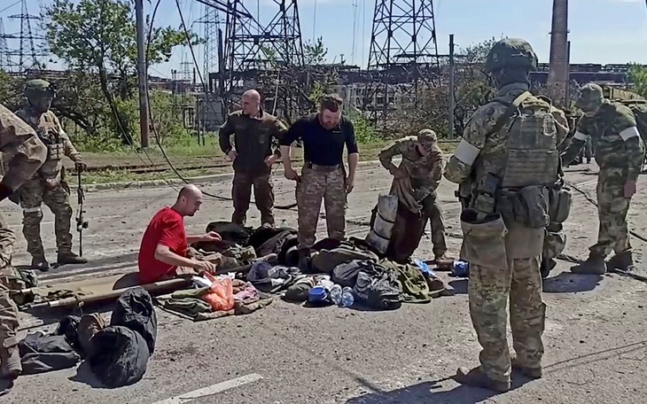 TIN THẾ GIỚI 19-5: Tiểu đoàn Azov chưa đầu hàng hết, Nga phải không kích tiếp