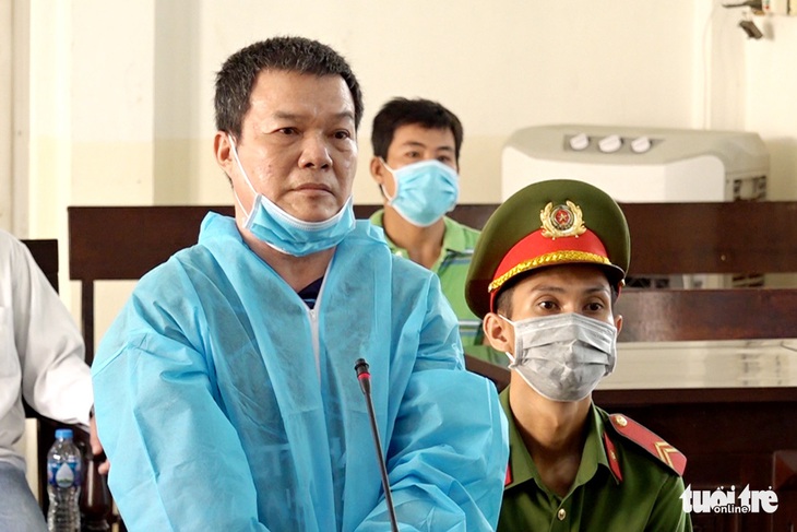 Án chung thân cho kẻ dùng thớt đập đầu rồi đổ xăng thiêu chết vợ - Ảnh 1. Án chung thân cho kẻ dùng thớt đập đầu rồi đổ xăng thiêu chết vợ - Ảnh 1.
